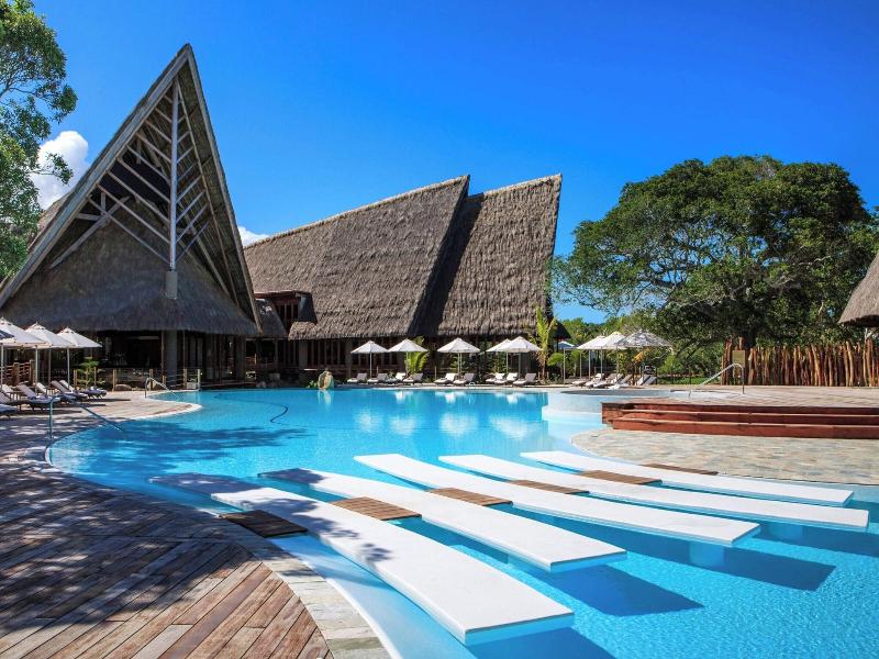 Sheraton New Caledonia Deva Spa & Golf Resort image