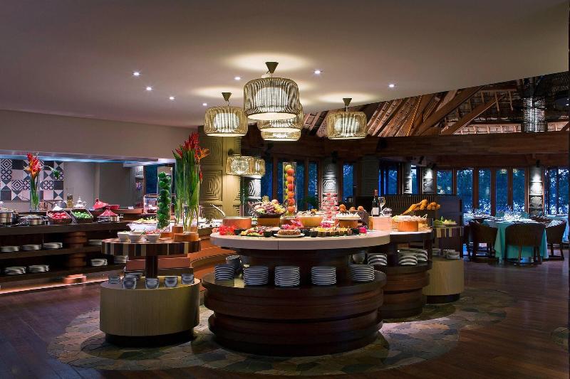 Sheraton New Caledonia Deva Spa & Golf Resort image