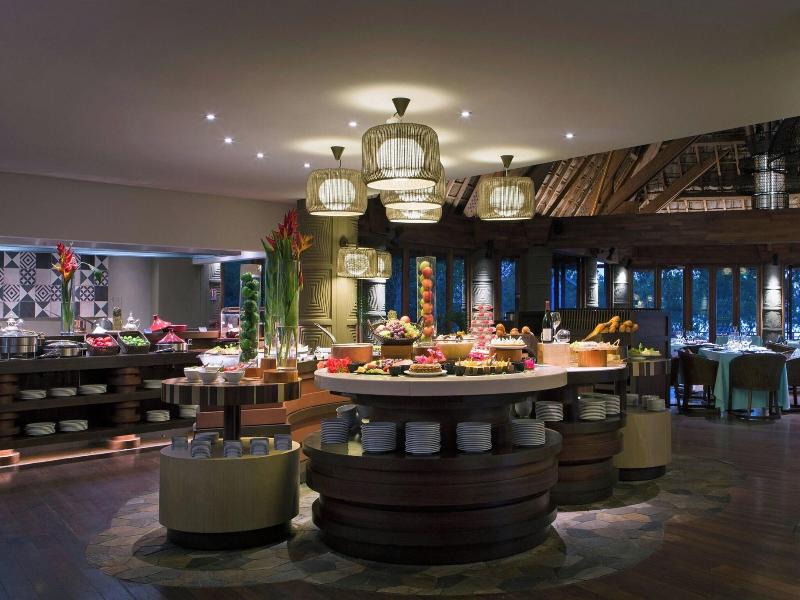 Sheraton New Caledonia Deva Spa & Golf Resort image