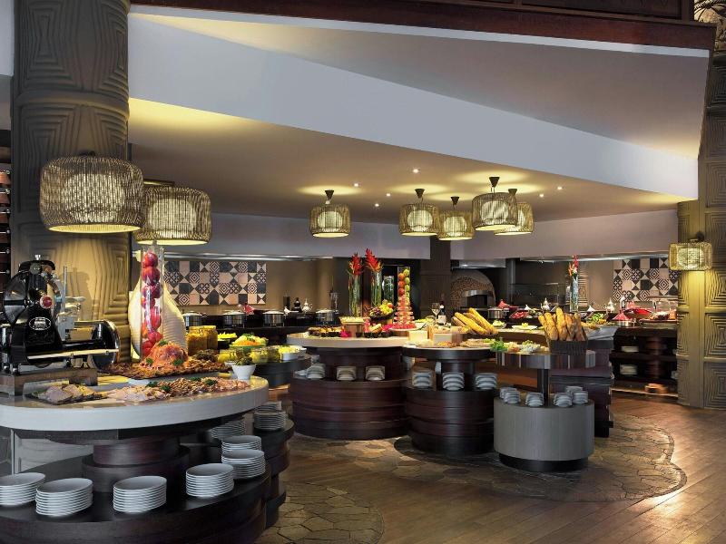 Sheraton New Caledonia Deva Spa & Golf Resort image