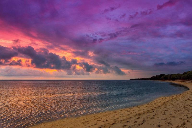 Sheraton New Caledonia Deva Spa & Golf Resort image