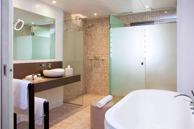 Sheraton New Caledonia Deva Spa & Golf Resort image