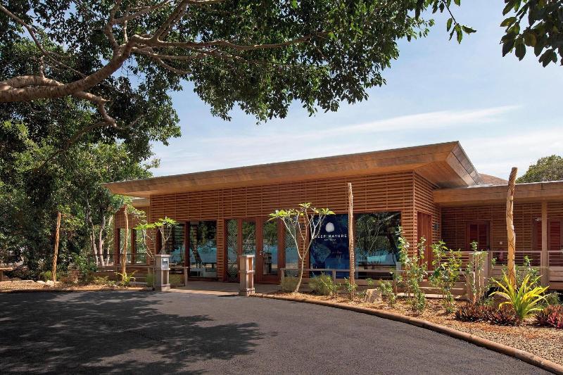 Sheraton New Caledonia Deva Spa & Golf Resort image