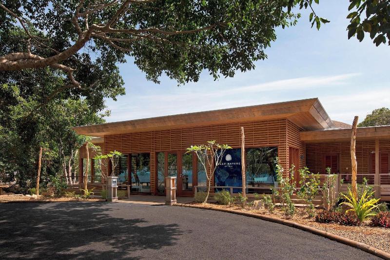 Sheraton New Caledonia Deva Spa & Golf Resort image