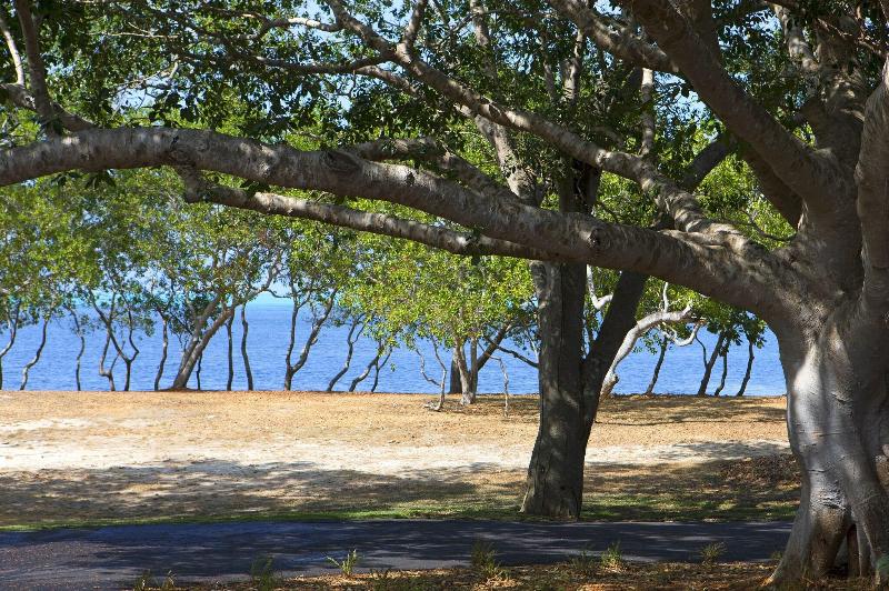 Sheraton New Caledonia Deva Spa & Golf Resort image