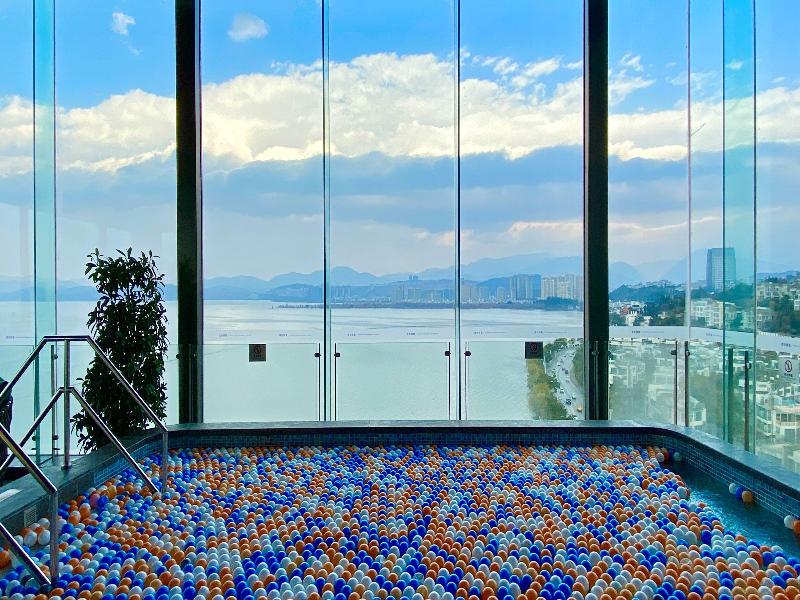 Hotel Indigo Dali Erhai image