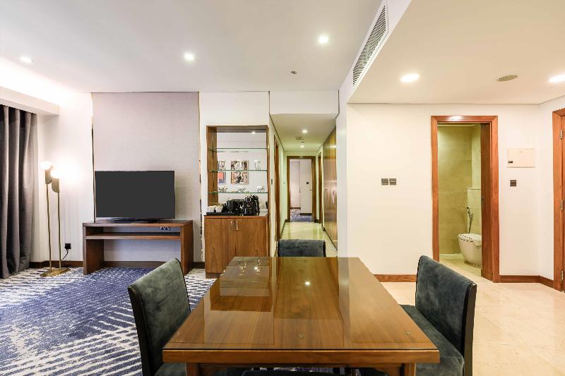DoubleTree by Hilton Jeddah Al Andalus Mall image