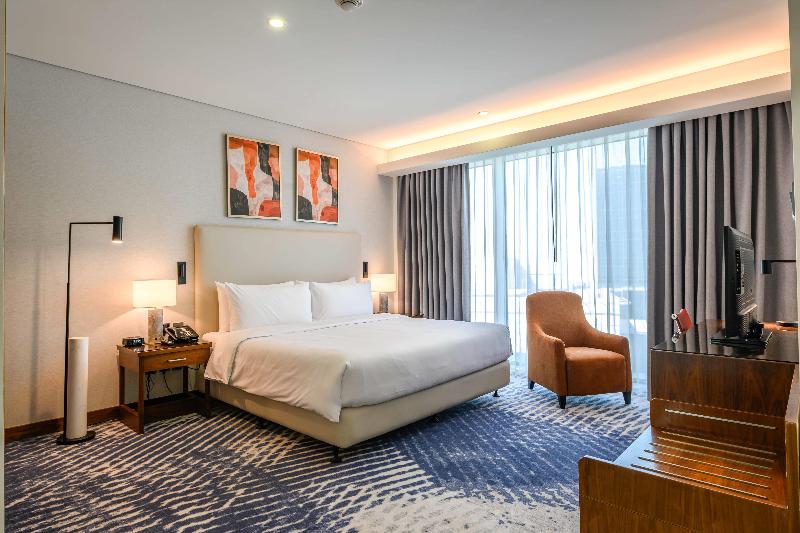 DoubleTree by Hilton Jeddah Al Andalus Mall image