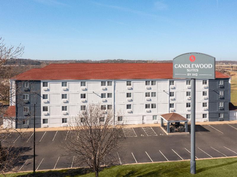 Candlewood Suites Topeka West — general view