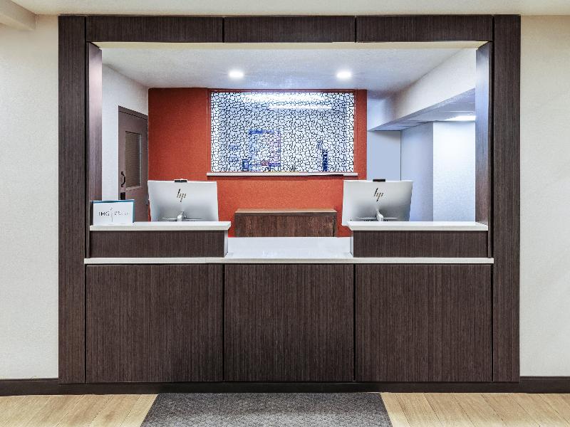 Candlewood Suites Topeka West photo 17