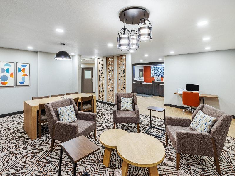 Candlewood Suites Topeka West photo 18