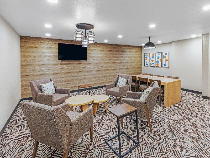Candlewood Suites Topeka West photo 19