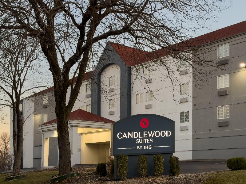 Candlewood Suites Topeka West photo 23