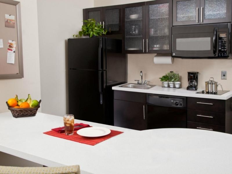 Candlewood Suites Topeka West image