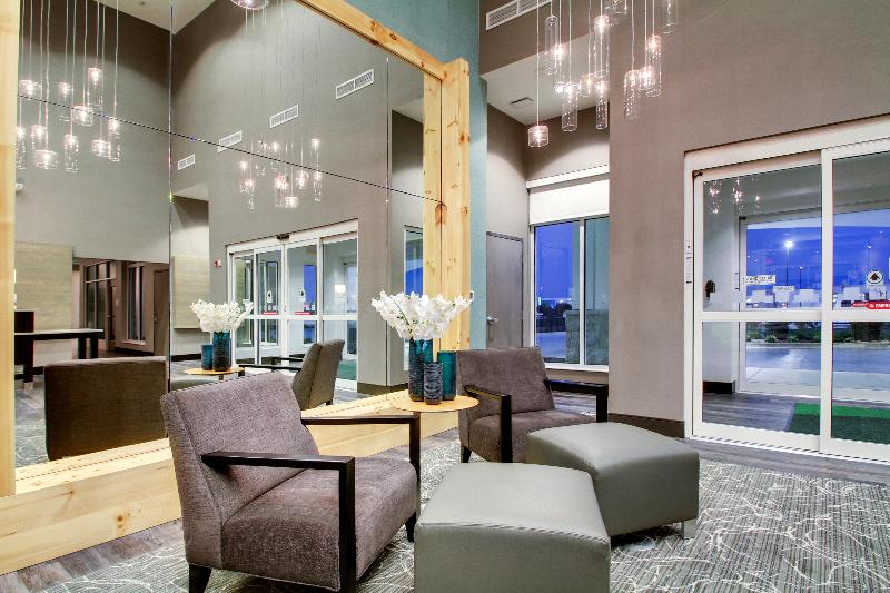 Holiday Inn Hotel and Suites Peoria At Grand Prair image