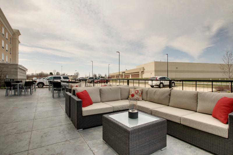 Holiday Inn Hotel and Suites Peoria At Grand Prair image