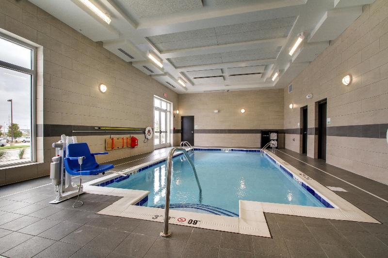 Holiday Inn Hotel and Suites Peoria At Grand Prair image