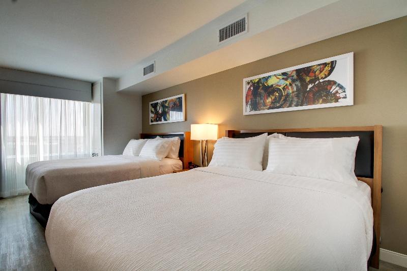 Holiday Inn Hotel and Suites Peoria At Grand Prair photo 18
