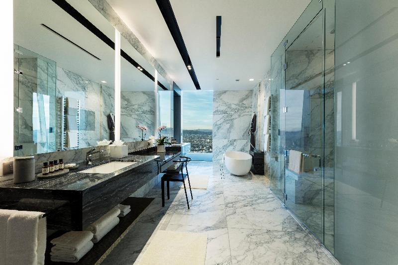 Stay in style at Intercontinental Hotels Los Angeles Downtown IHG
