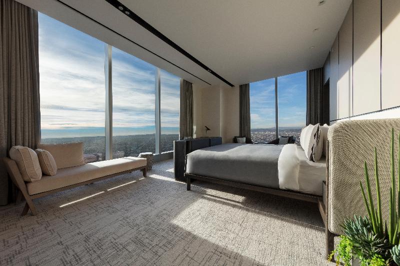 Stay in style at Intercontinental Hotels Los Angeles Downtown IHG
