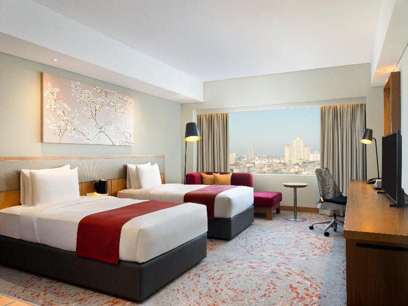 Holiday Inn & Suites Jakarta Gajah Mada image