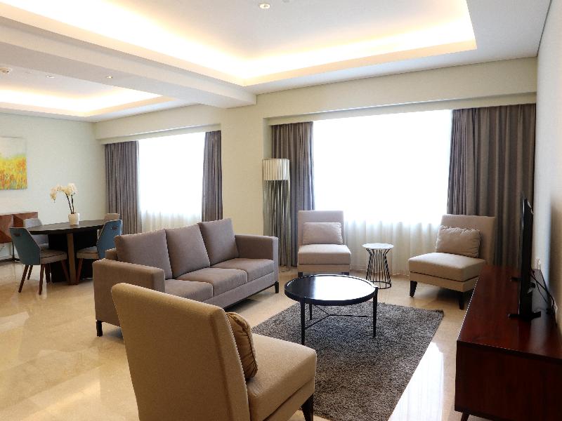 Holiday Inn & Suites Jakarta Gajah Mada image