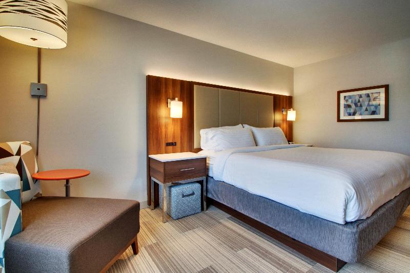Holiday Inn Express and Suites Helen an IHG Hotel 5