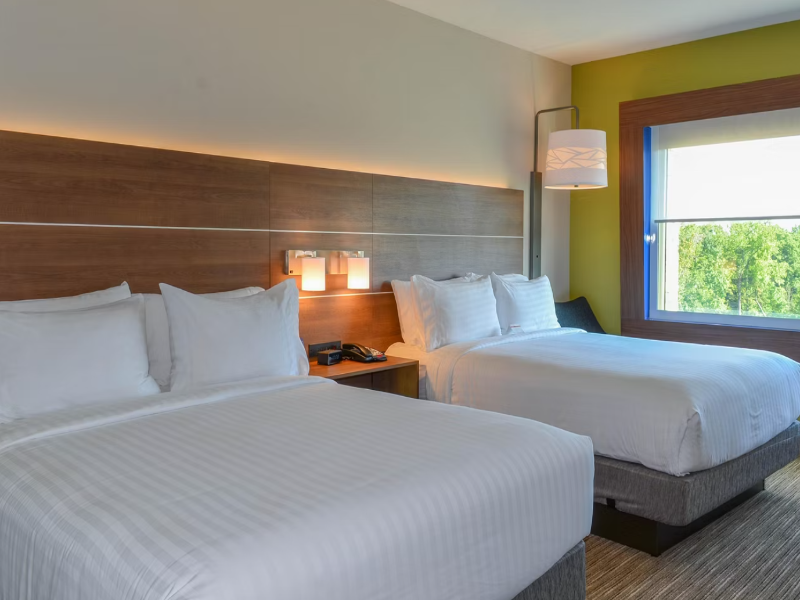 Holiday Inn Express Charlotte Ne University Area image