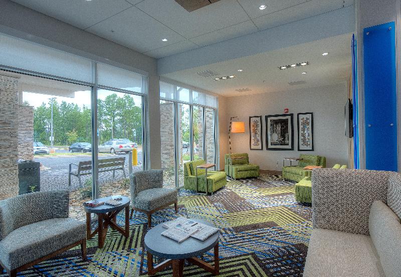 Holiday Inn Express & Suites Fort Mill By IHG image