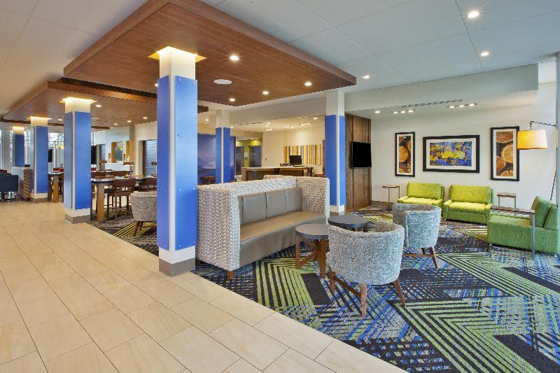 Holiday Inn Express & Suites South Hill image