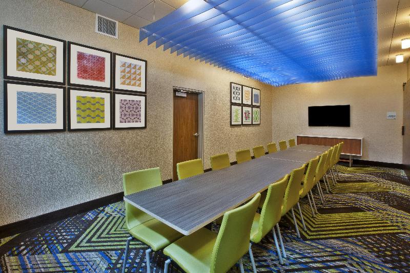 Holiday Inn Express & Suites South Hill image