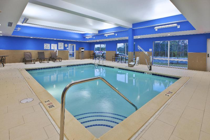 Holiday Inn Express & Suites South Hill image