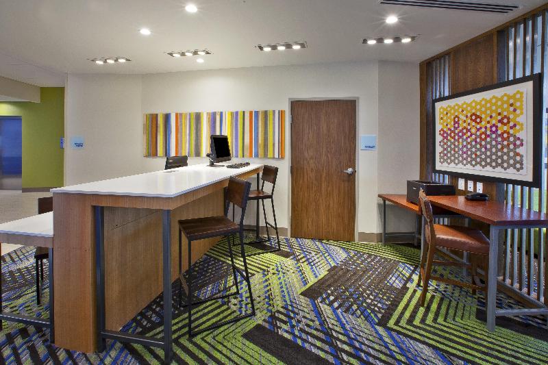 Holiday Inn Express & Suites South Hill image