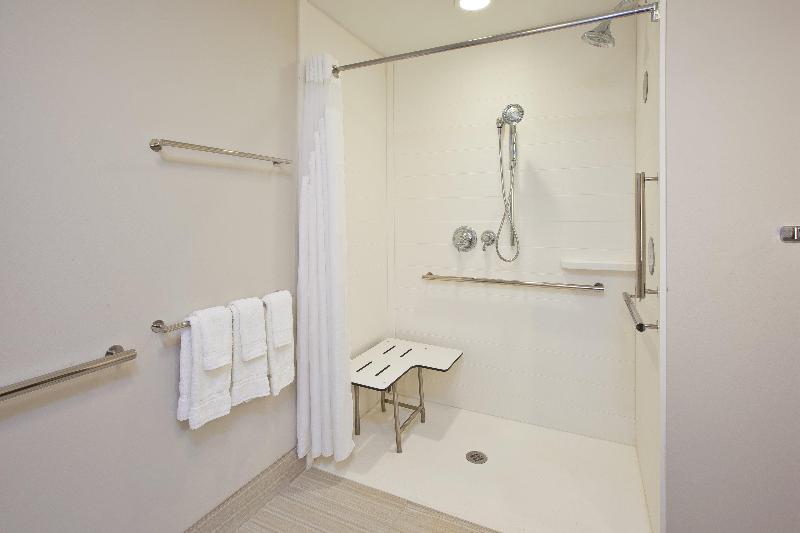 Holiday Inn Express & Suites South Hill image