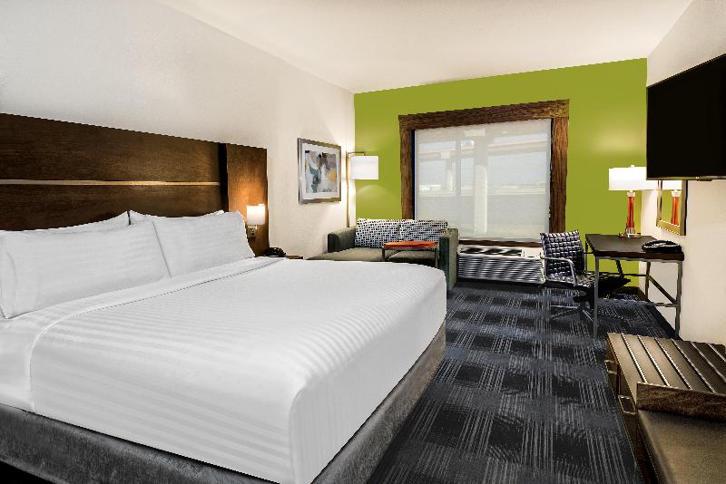 Holiday Inn Express and Suites Round Rock - Austin