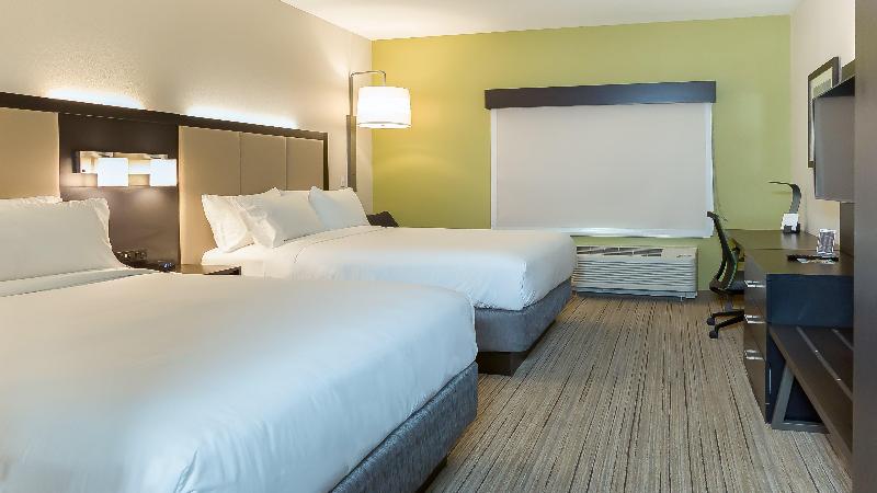 Holiday Inn Express and Suites Tampa East - Ybor C photo 24