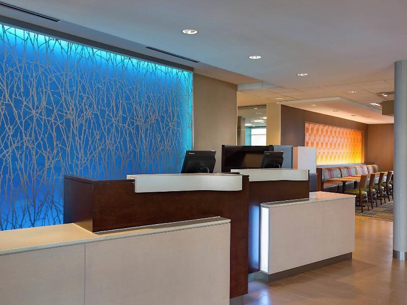 Fairfield Inn & Suites Dallas West/I-30 image