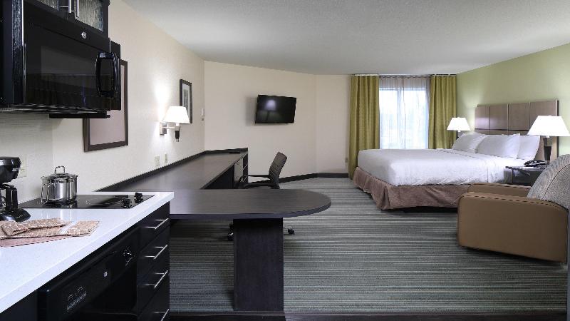 Candlewood Suites Newark South - University Area photo 22