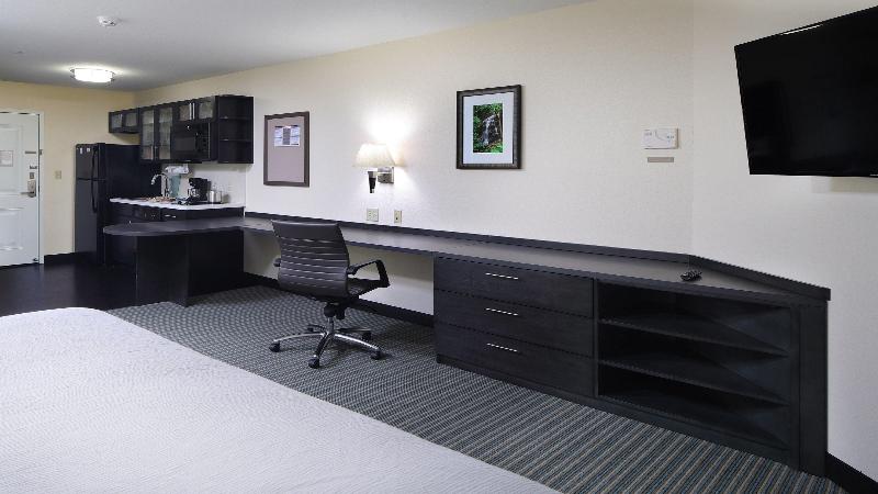 Candlewood Suites Newark South - University Area photo 23