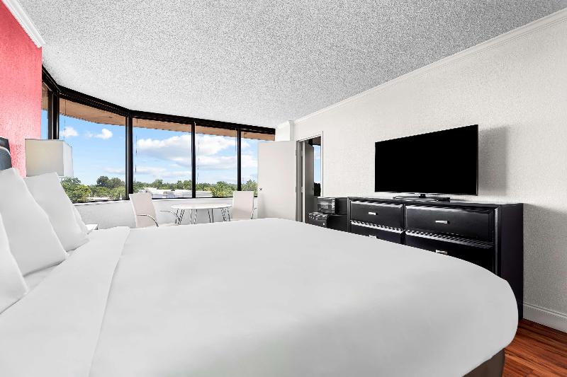 Magnolia Hotel, BW Signature Collection image