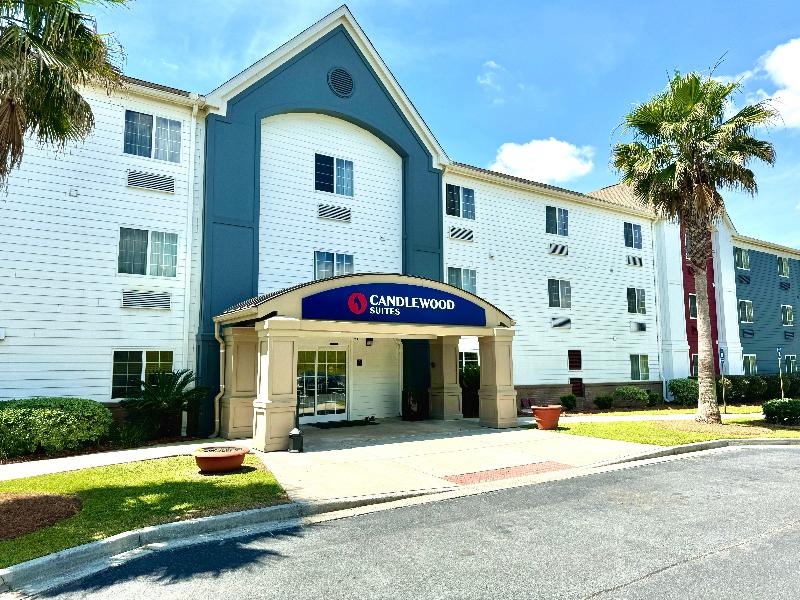 Candlewood Suites Savannah Airport