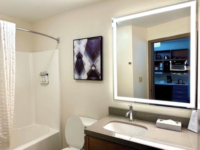 Candlewood Suites Savannah Airport image