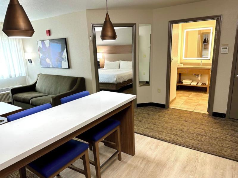 Candlewood Suites Savannah Airport image