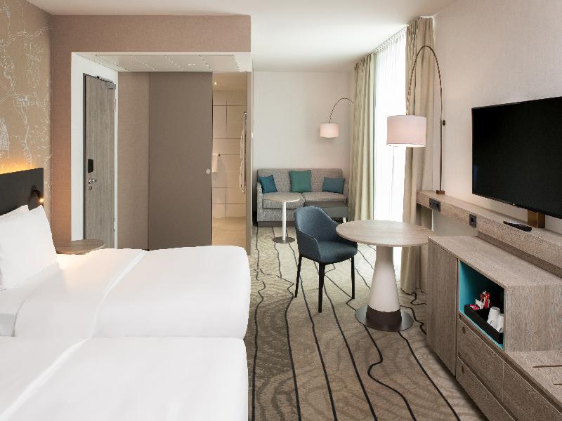 Hyatt Place Frankfurt Airport image