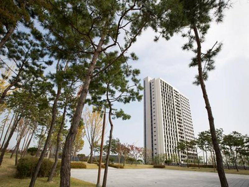 Western Grace Hotel image