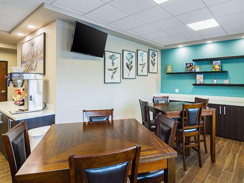 Suburban Extended Stay Hotel Monaca image