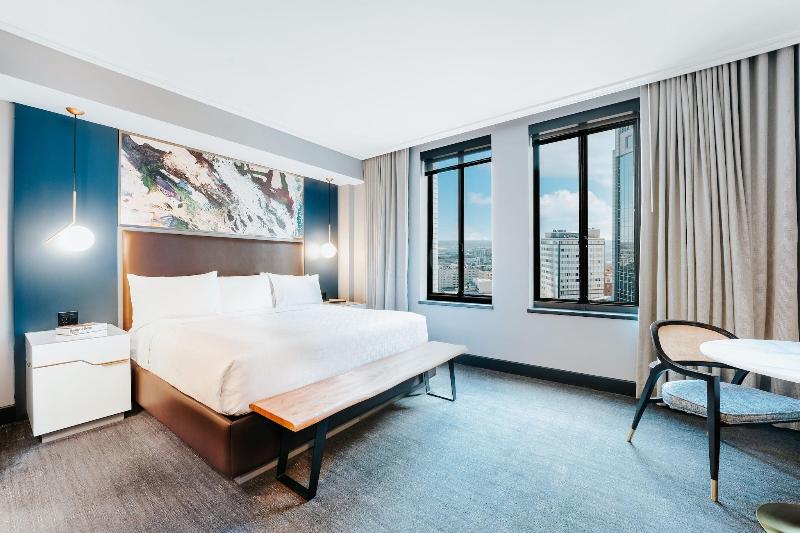 Renaissance Saint Elms Dallas Downtown image