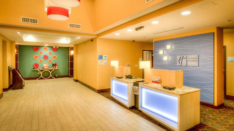 Holiday Inn Express Wichita South image