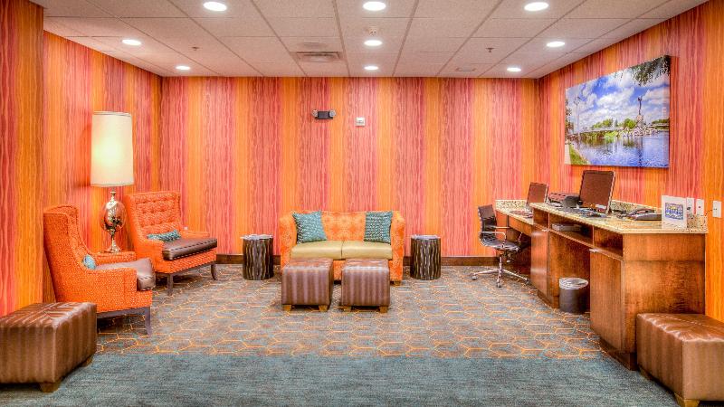 Holiday Inn Express Wichita South image