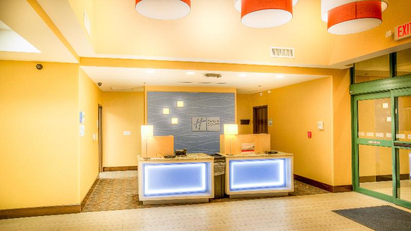 Holiday Inn Express Wichita South image